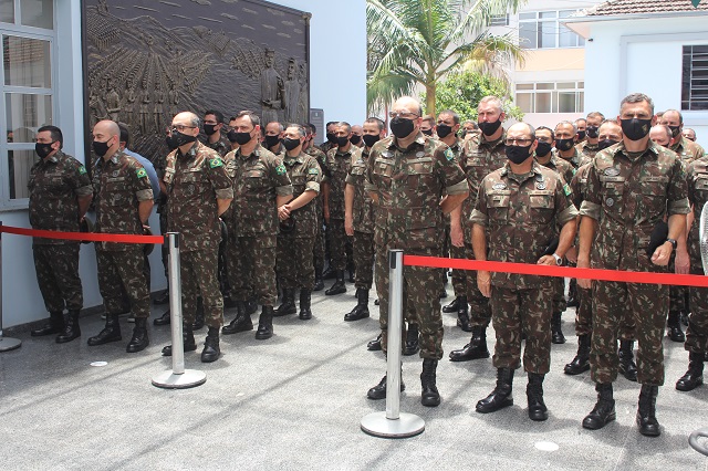 Transmissão do Cargo de Comandante do 1º B Com - Comando da 3ª